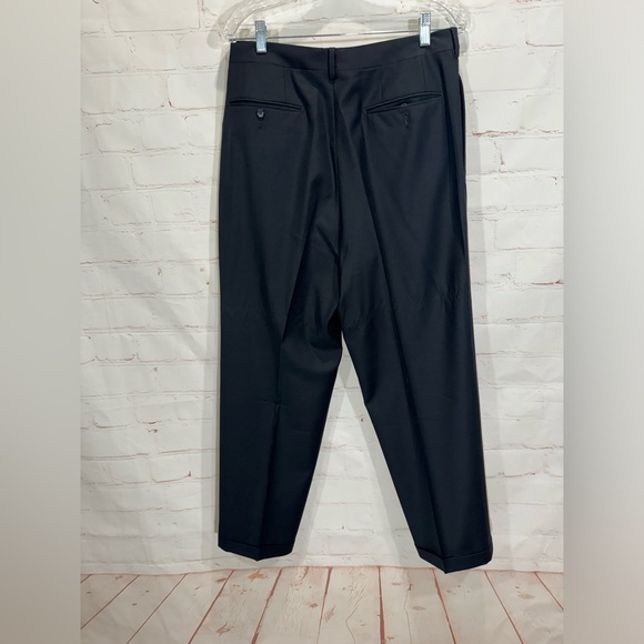 Gianfranco Ferre Black Men’s Suit - 40R, 32 waist - Picture 4 of 12